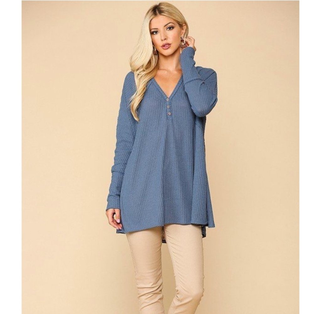 Cute Waffle Knit Top with Flowy Paisley Print Back